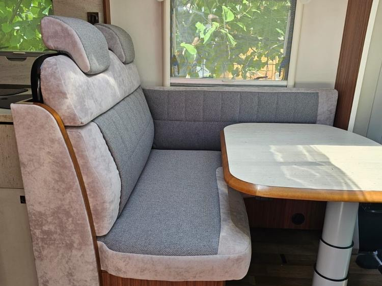 Arends Stofferingen Meubelstoffeerderij Caravan Camper 2