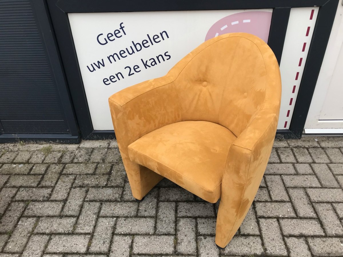 Arends Stofferingen Meubelstoffeerderij Stoffering Leolux 1