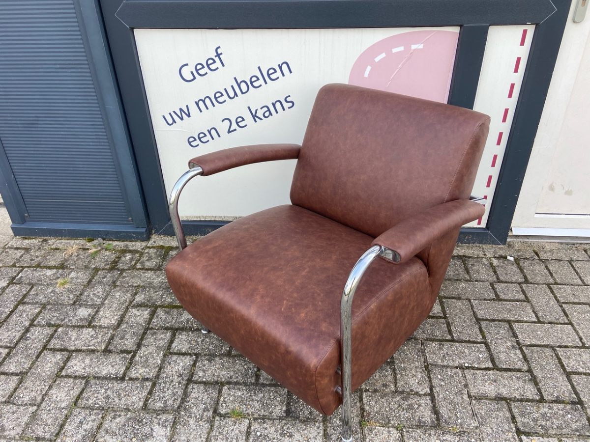 Arends Stofferingen Meubelstoffeerderij Stoffering Leolux 3