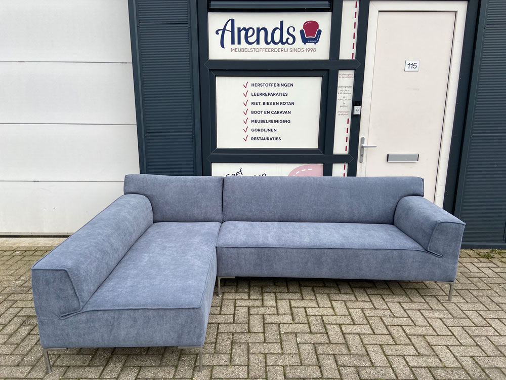 Arends Meubelstoffeerder Design On Stock